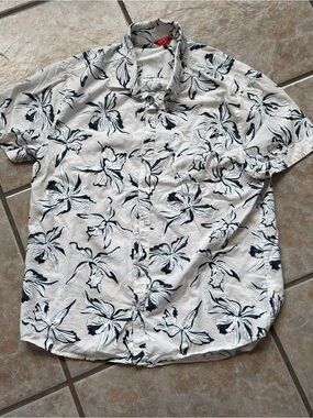 Guess Los Angeles Men's Size Large Floral Orchid Short Sleeve Button Up Shirt L